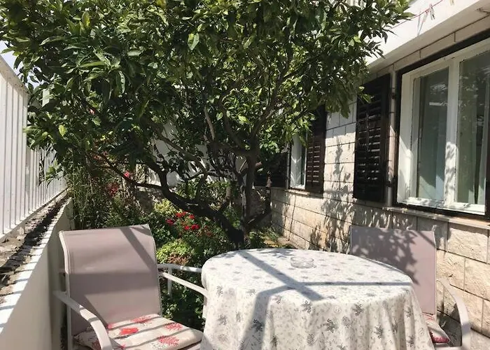 Apartment Ana Hvar Town